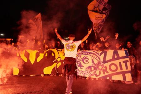 EL04-AEK-OM 02.jpg